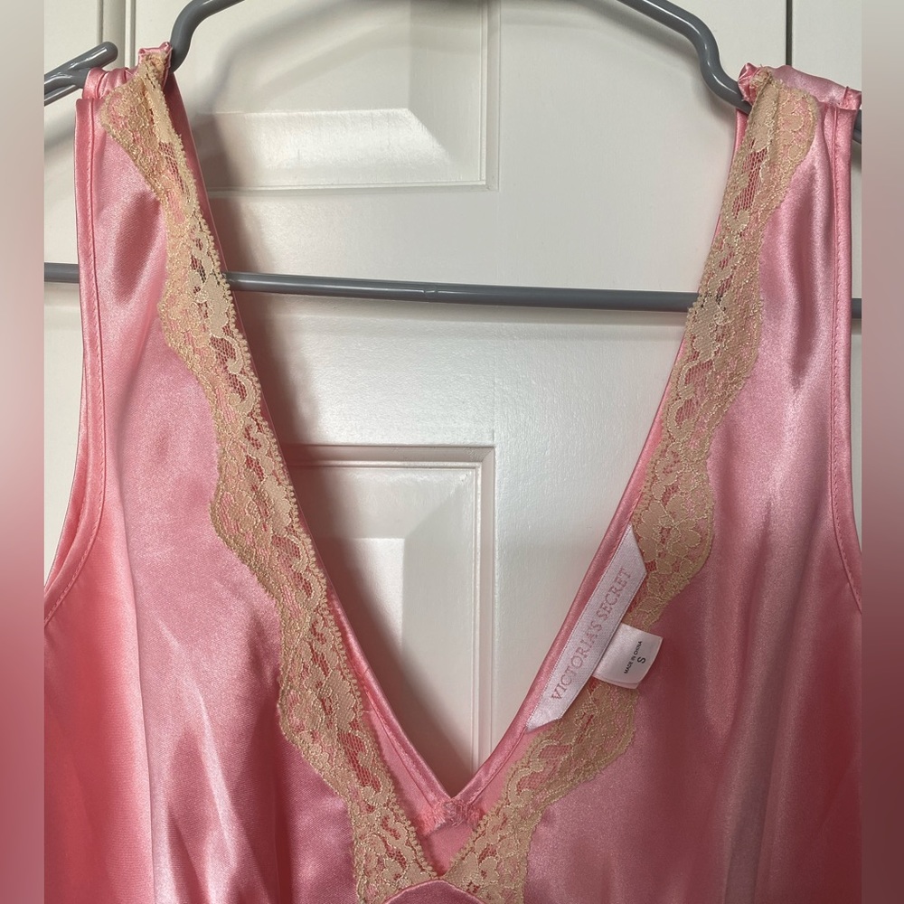 Victoria Secret’s Soft Nightgown - S - EUC
